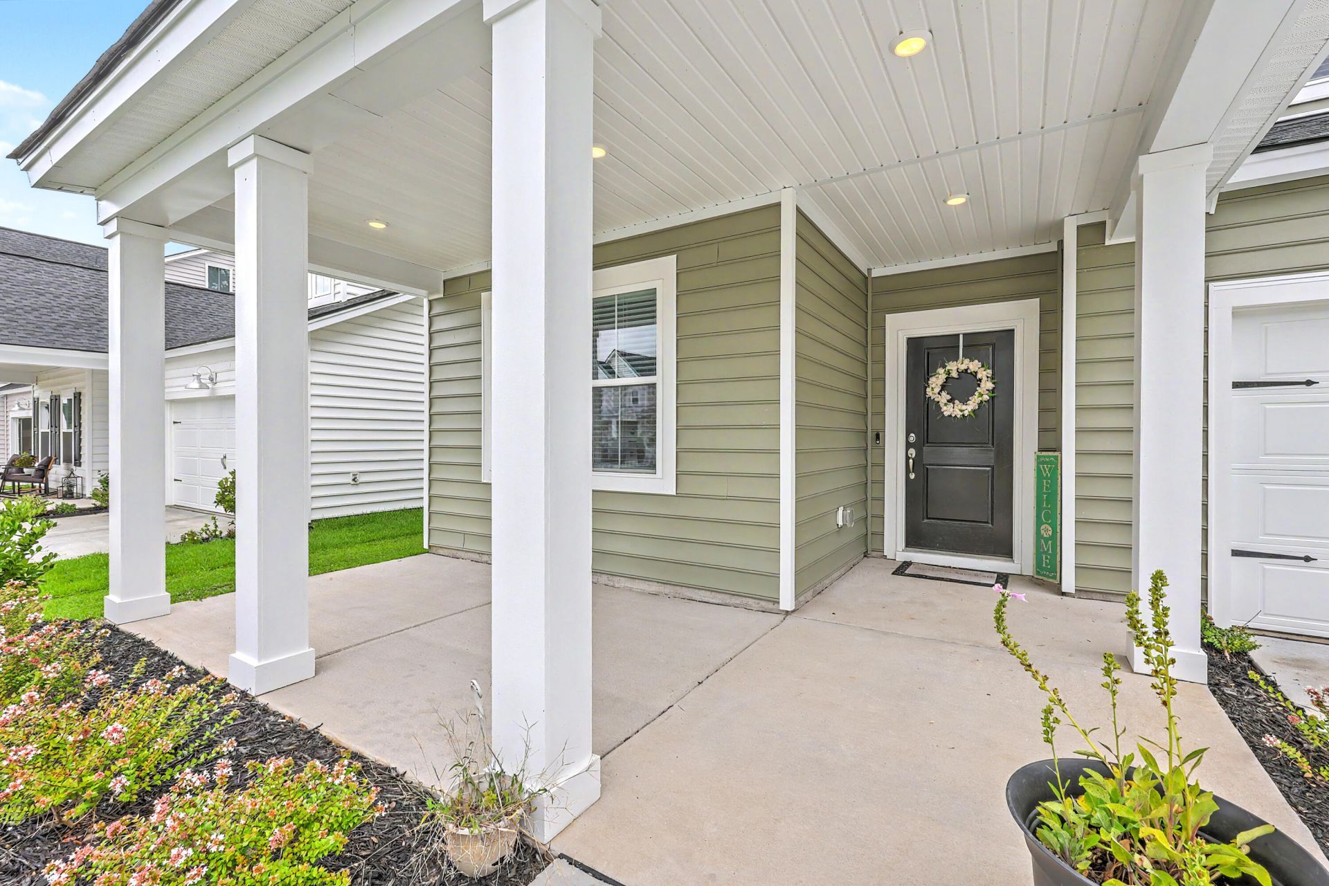 411 Cropfield Drive Photo 5