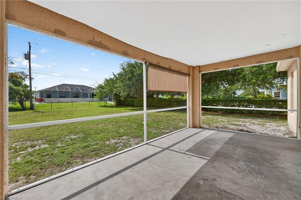903 SE 5th Ave, Cape Coral, FL 33990 Photo