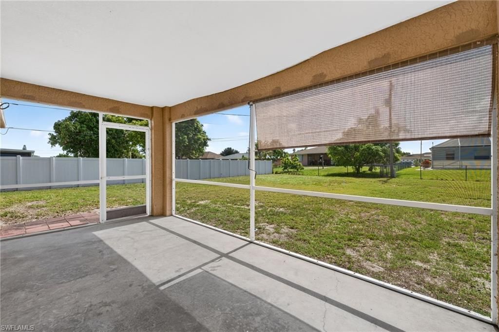 903 SE 5th Ave, Cape Coral, FL 33990 Photo