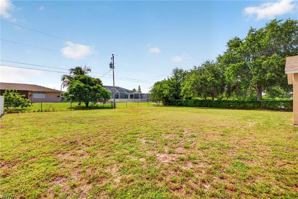 903 SE 5th Ave, Cape Coral, FL 33990 Photo