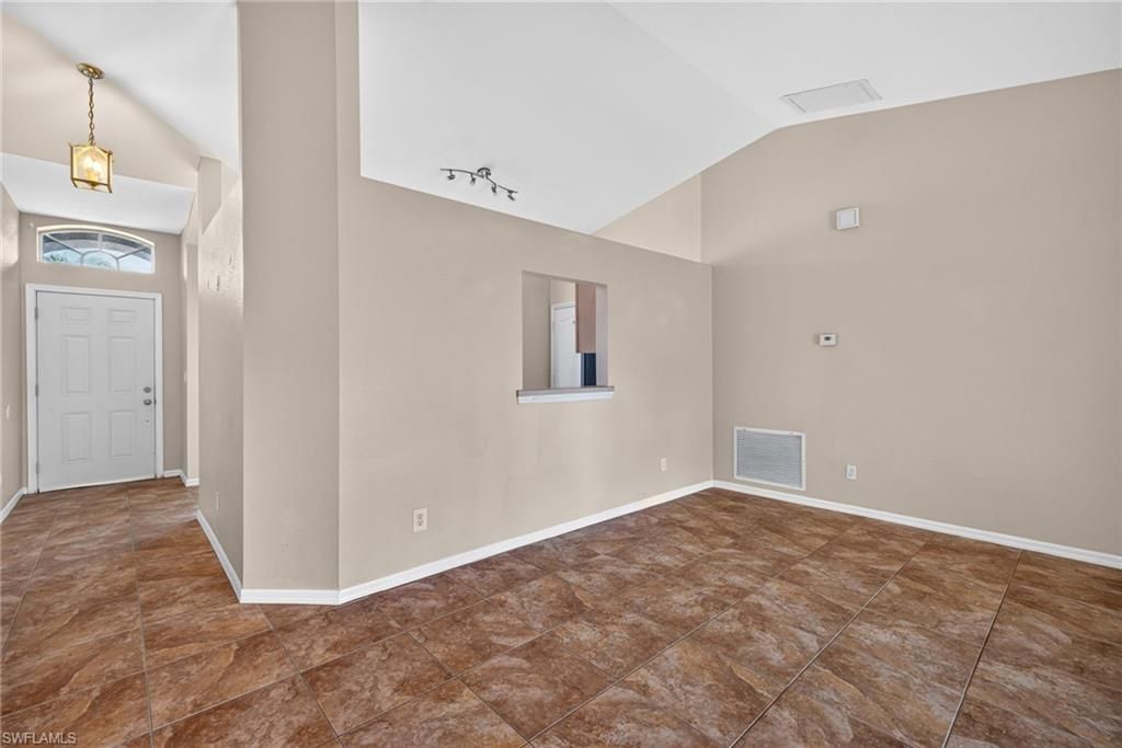 903 SE 5th Ave, Cape Coral, FL 33990 Photo