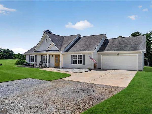 267 Hammond Road SE, Calhoun, GA 30701