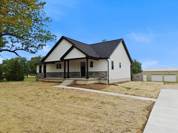 2717 Kerlikowske Road, Benton Harbor, MI 49022
