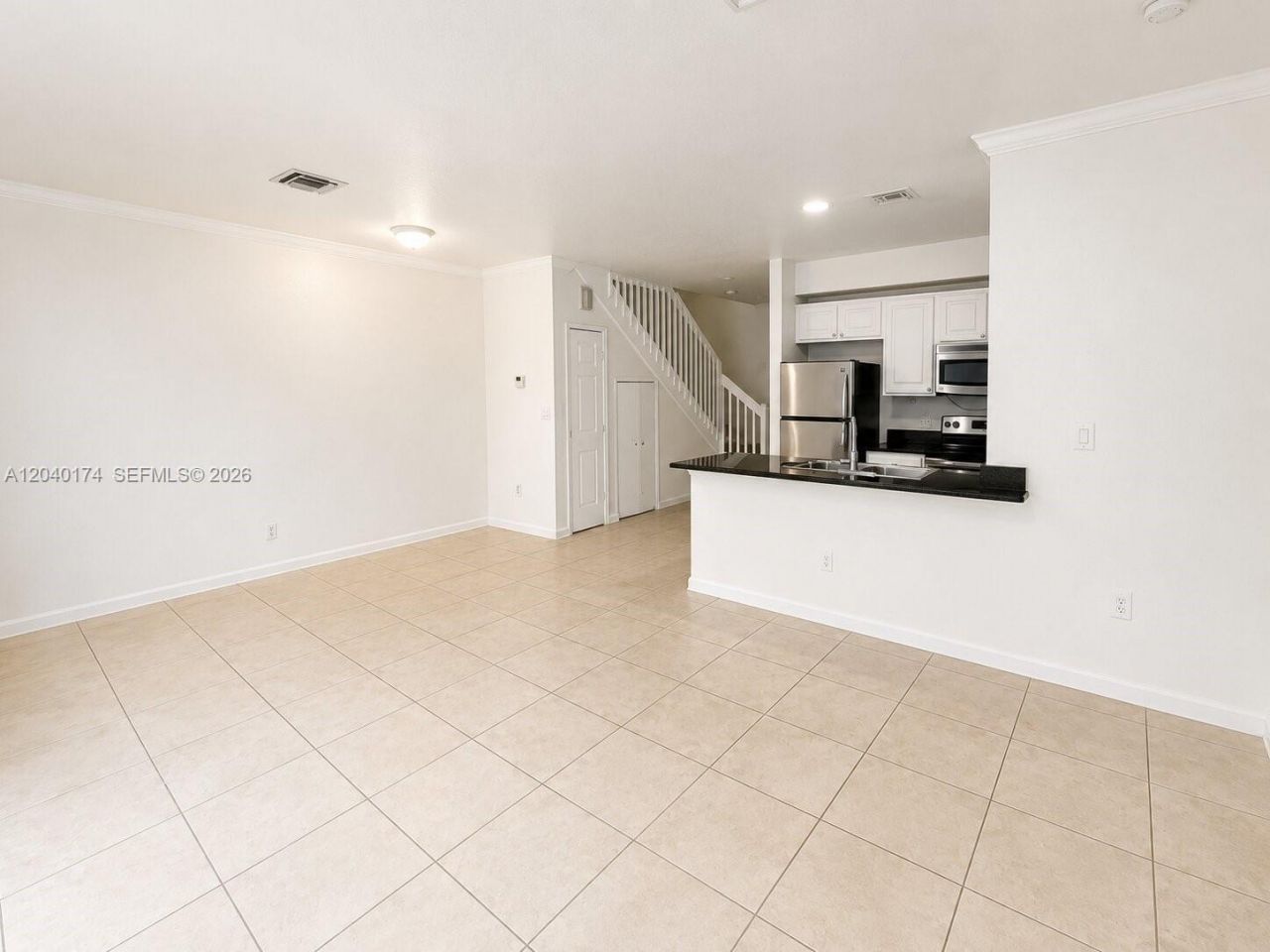 31 SE 3 , Hallandale Beach, FL 33009 Photo