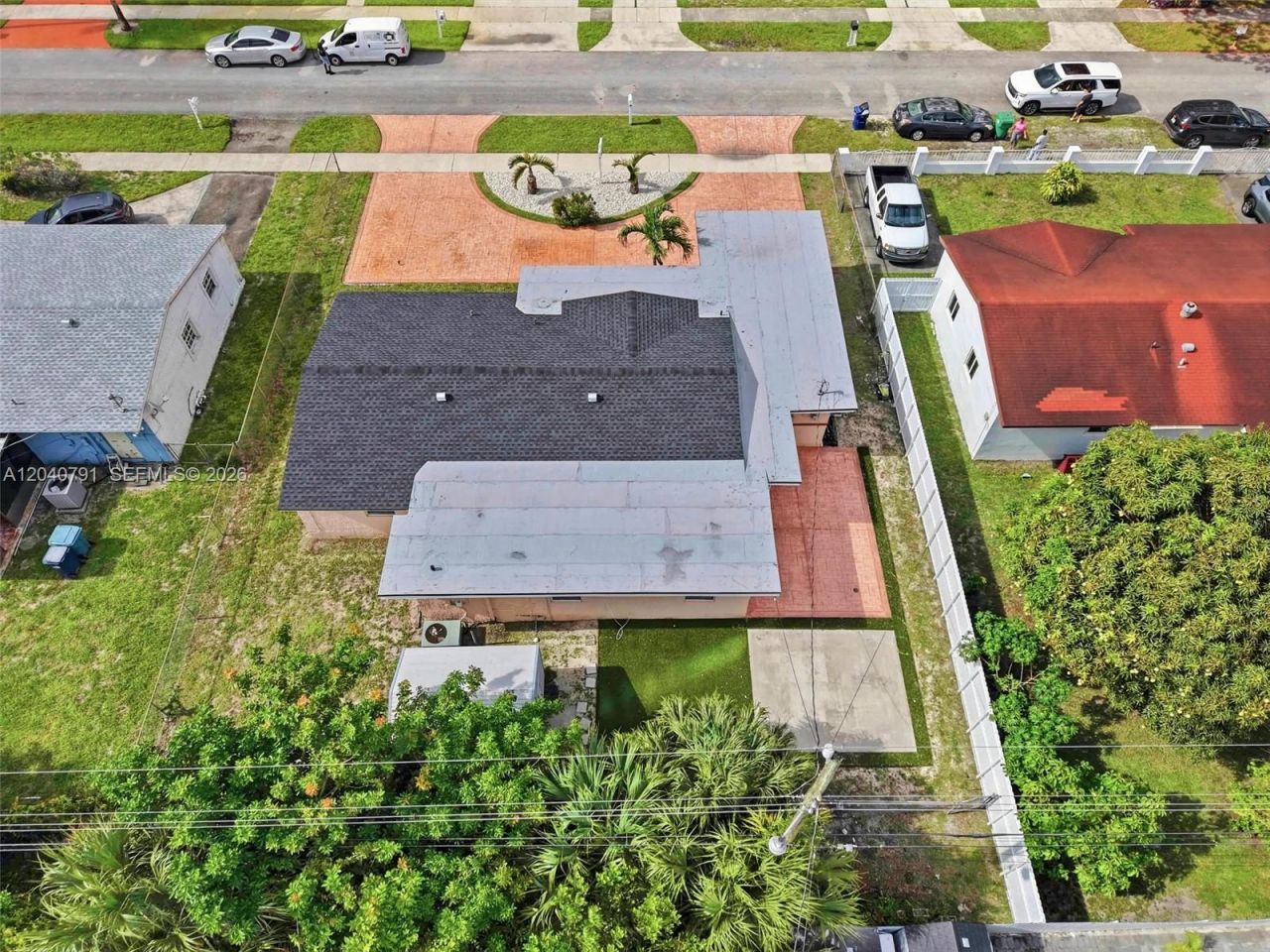 4481 NW 176th Ter, Miami Gardens, FL 33055 Photo
