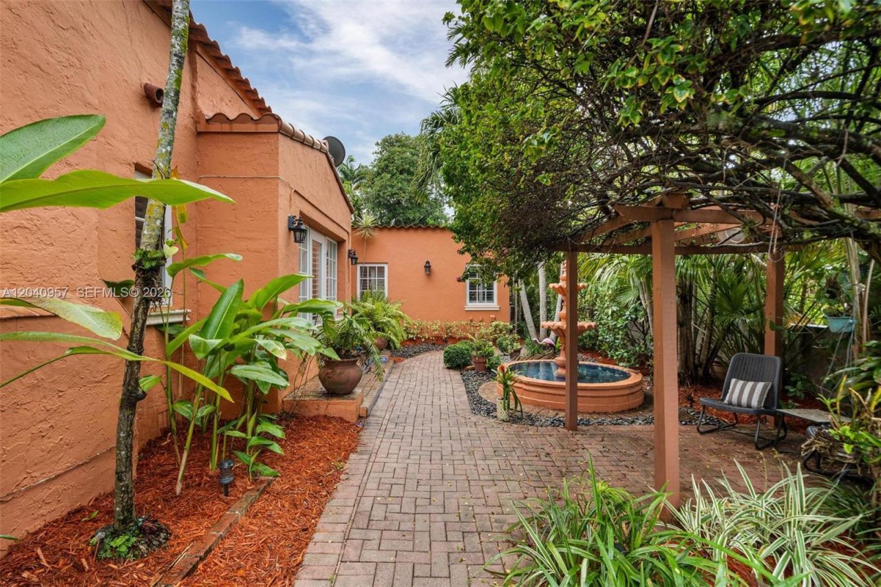 1110 Pizarro St, Coral Gables, FL 33134 Photo