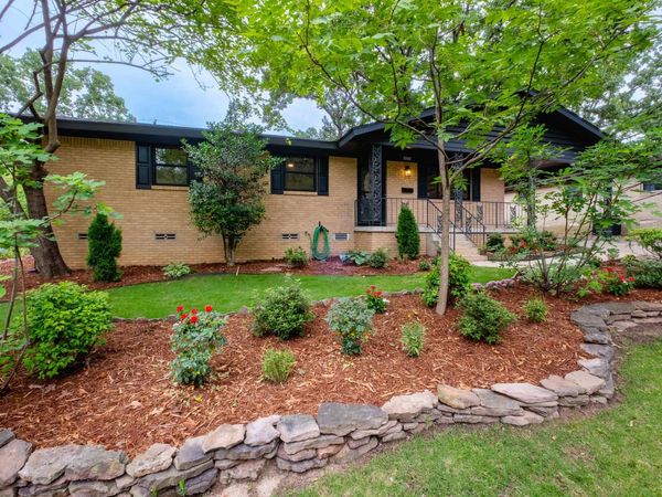 5000 Arlington Drive, North Little Rock, AR 72116