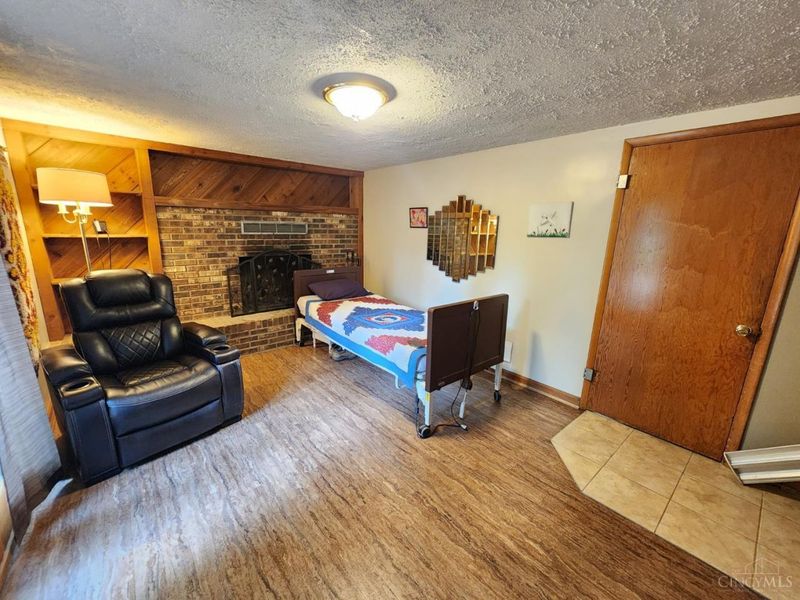 5619 Woodhaven Drive, Green Township, OH 45248 Photo 14