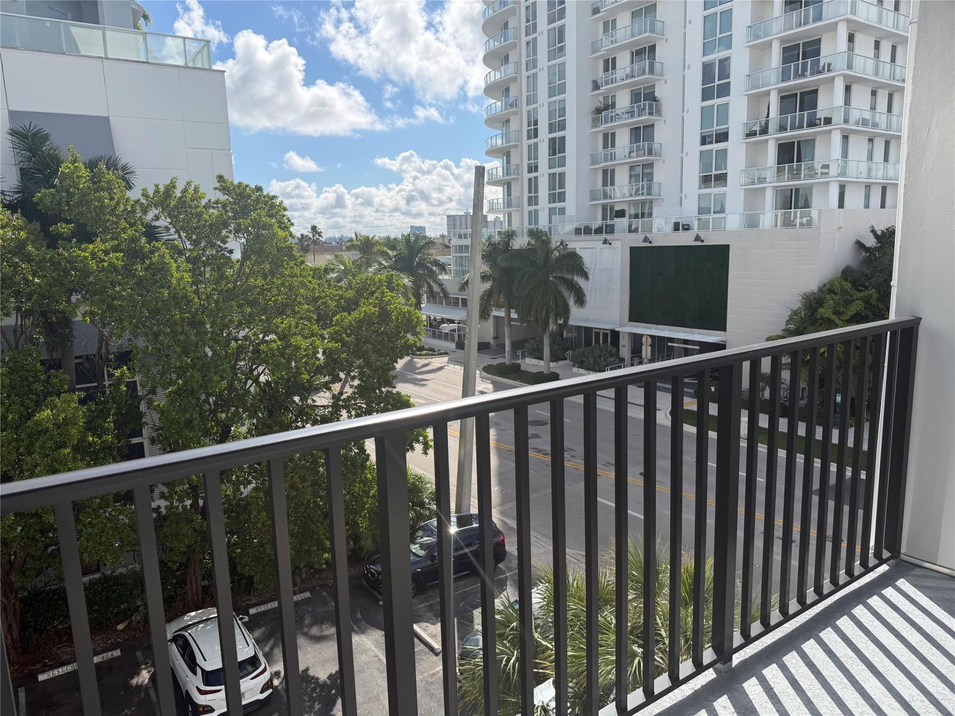 3000 Riomar Street, Unit 406, Fort Lauderdale, FL 33304 Photo