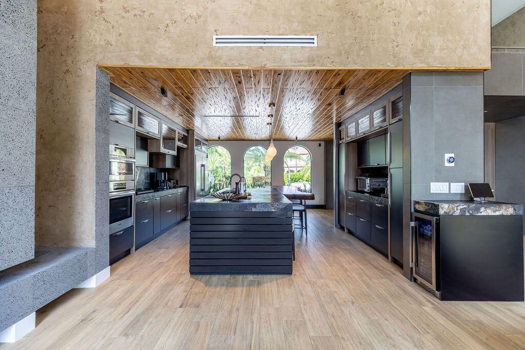290 NW 6th Street, Boca Raton, FL 33432 Photo