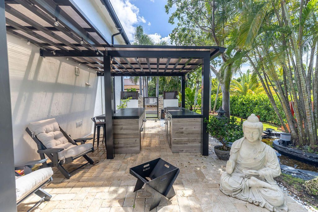 290 NW 6th Street, Boca Raton, FL 33432 Photo