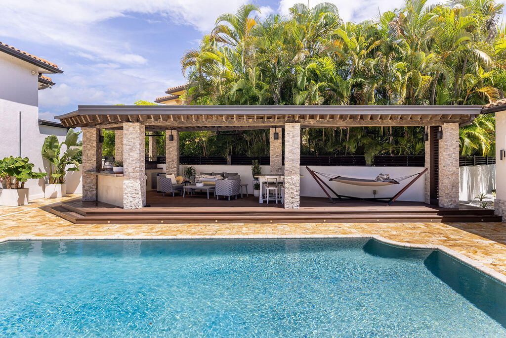 290 NW 6th Street, Boca Raton, FL 33432 Photo