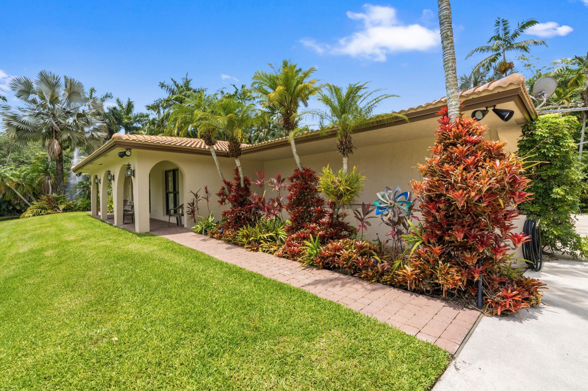 4201 SW 102nd Avenue, Davie, FL 33328 Photo