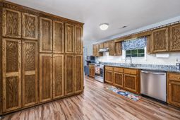 1001 Chateau Dr. photo 4