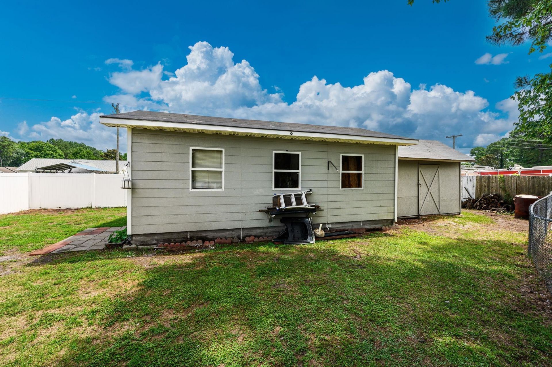 1001 Chateau Dr. Photo 23