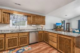 1001 Chateau Dr. photo 4