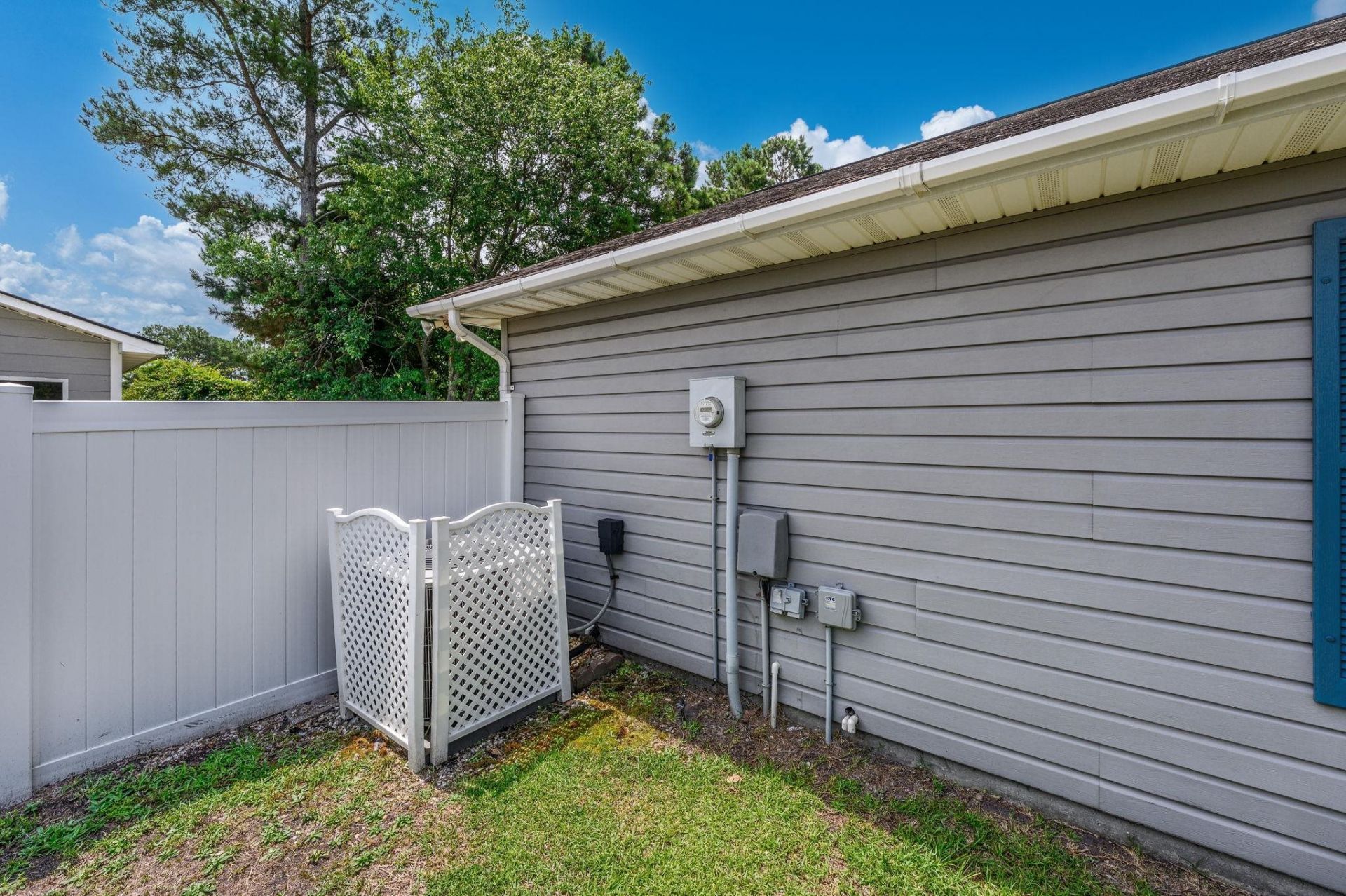 1001 Chateau Dr. Photo 36