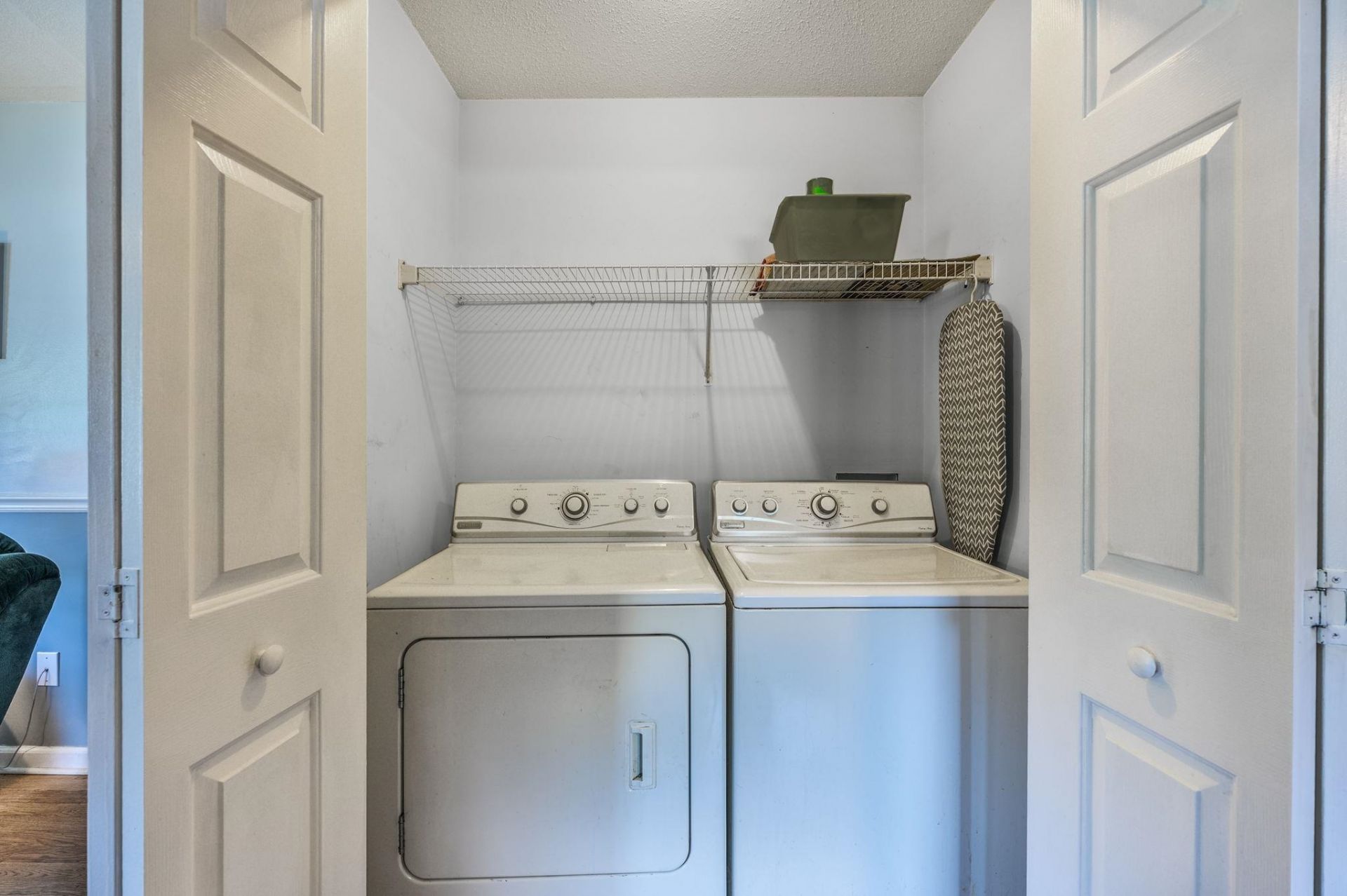 1001 Chateau Dr. Photo 42