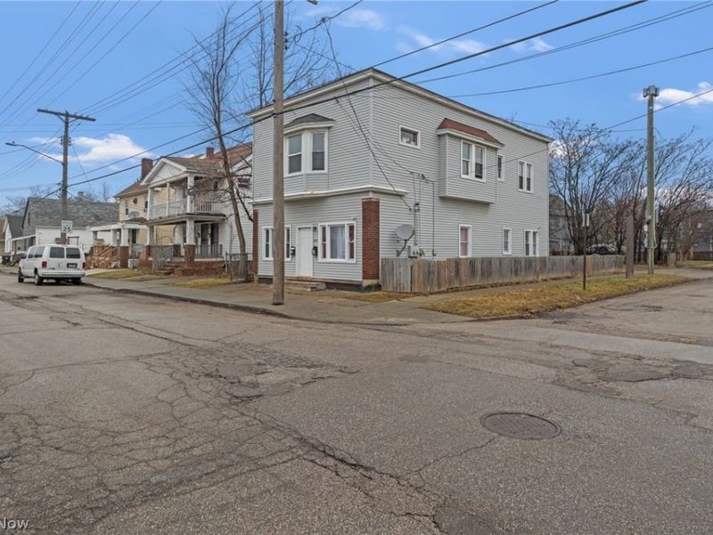 3469 W 45th Street, Cleveland, OH 44102 Photo 3