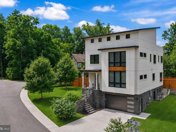 924 28TH STREET S, ARLINGTON, VA 22202