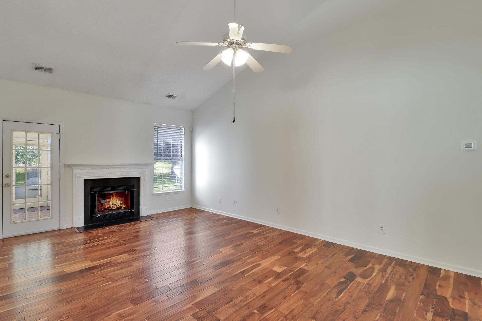 434 S Piazza Court Photo 5