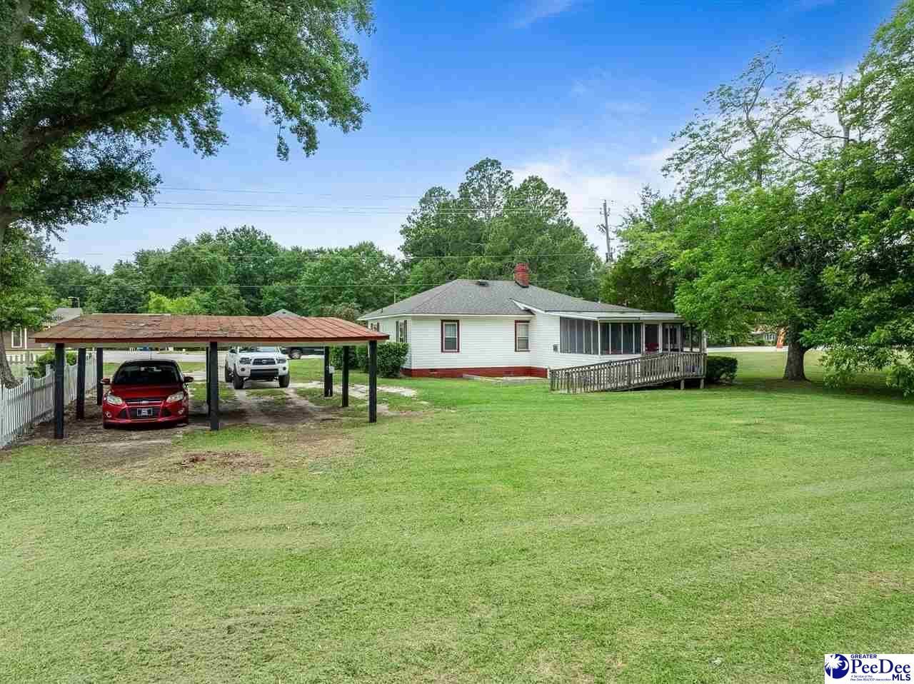 151 E. Pine Ave Photo 6