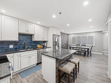 355 S Broadway , Unit 703, Lexington, KY 40508