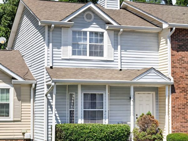 5 Rolling Meadows Dr, Goodlettsville, TN 37072