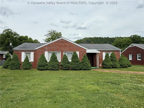 5104 Virginia Avenue SE, Charleston, WV 25304