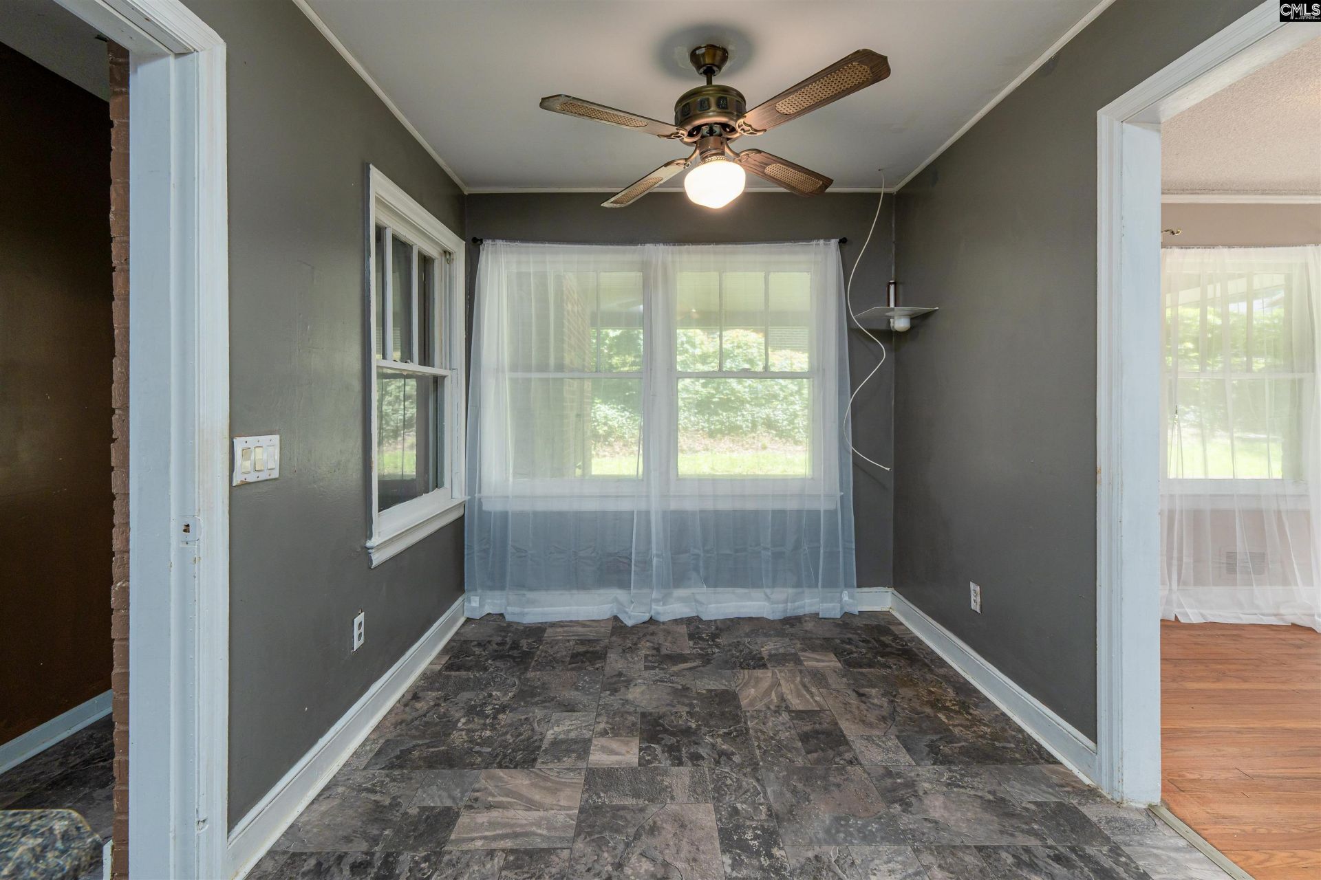 862 Stebondale Road Photo 11