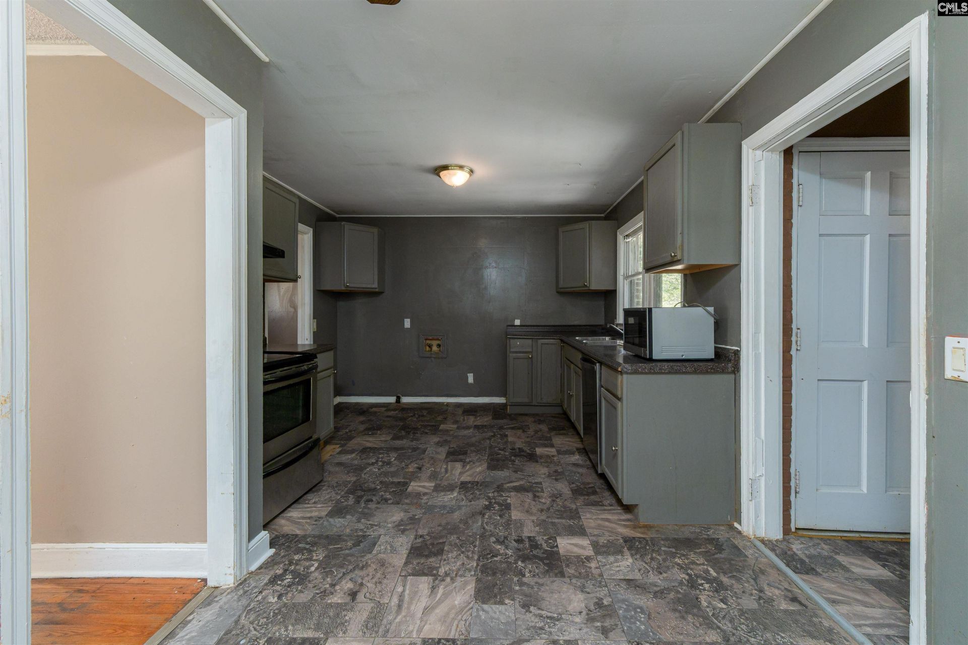 862 Stebondale Road Photo 12