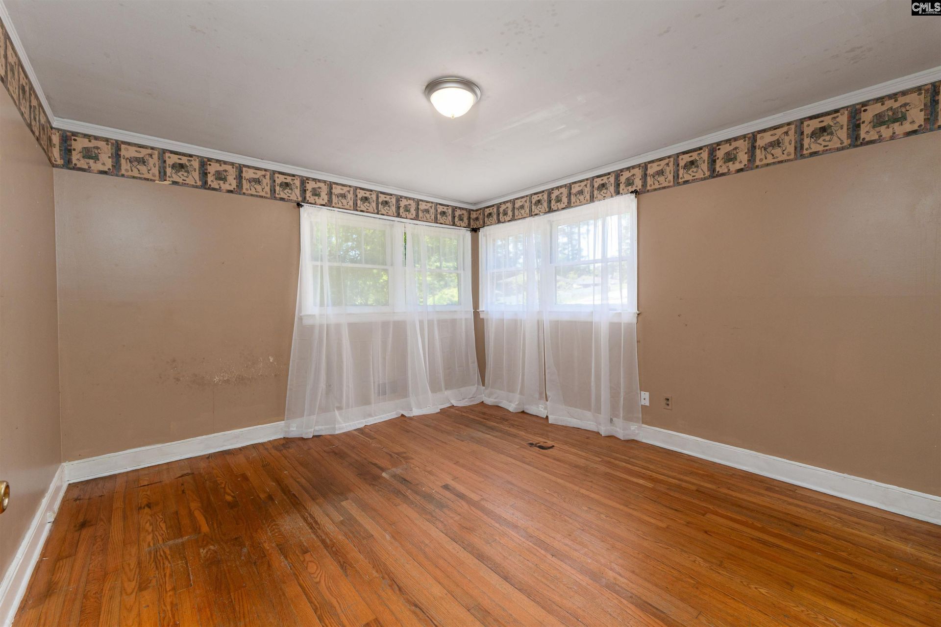 862 Stebondale Road Photo 17