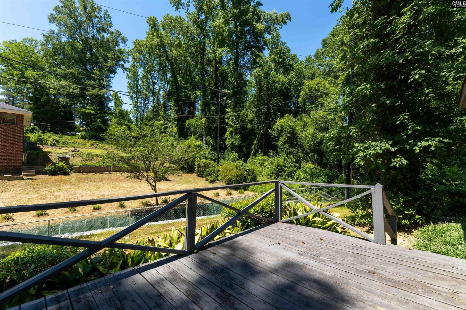 862 Stebondale Road Photo 23
