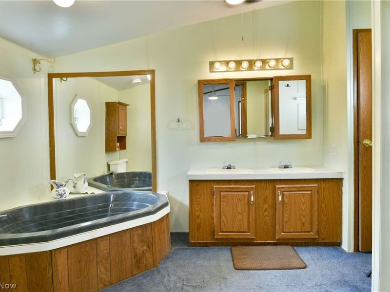 826 Bristol Champion Townline Road NE, Bristolville, OH 44402 Photo 26