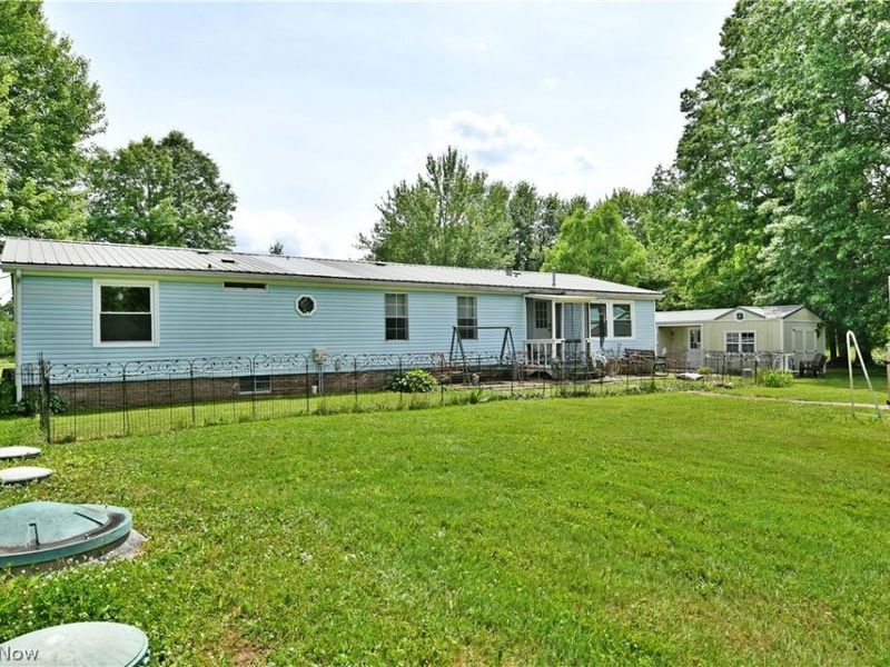 826 Bristol Champion Townline Road NE, Bristolville, OH 44402 Photo 41