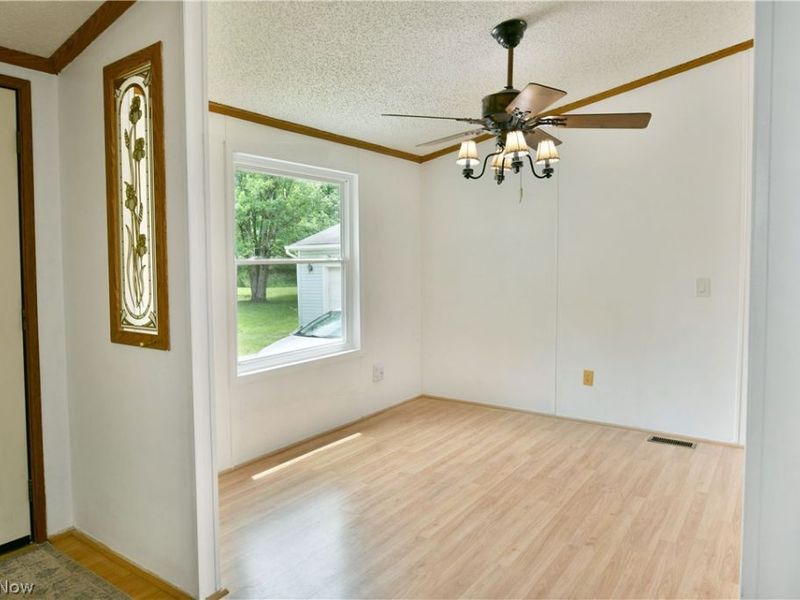 826 Bristol Champion Townline Road NE, Bristolville, OH 44402 Photo 7