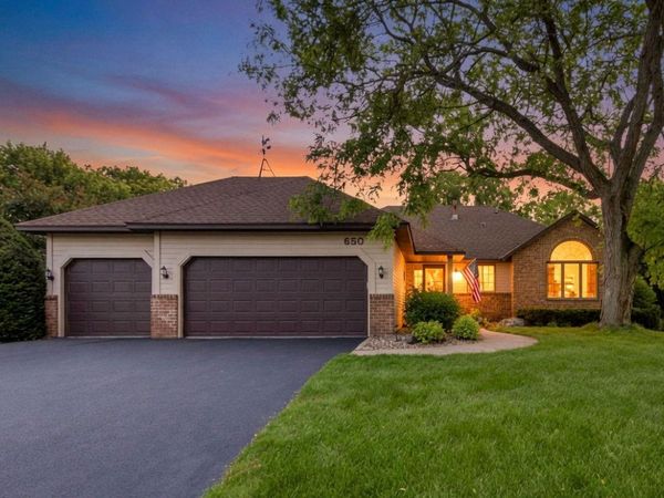 650 Bridle Ridge Road, Eagan, MN 55123