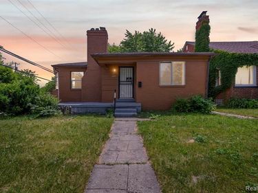 10270 Beaconsfield Street, Detroit, MI 48224