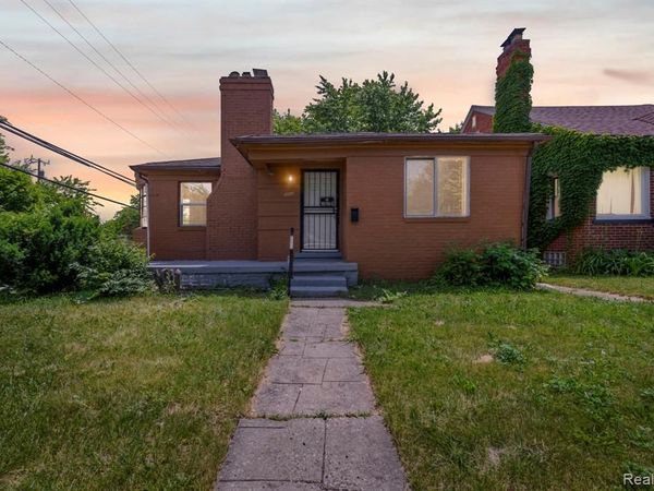 10270 Beaconsfield Street, Detroit, MI 48224