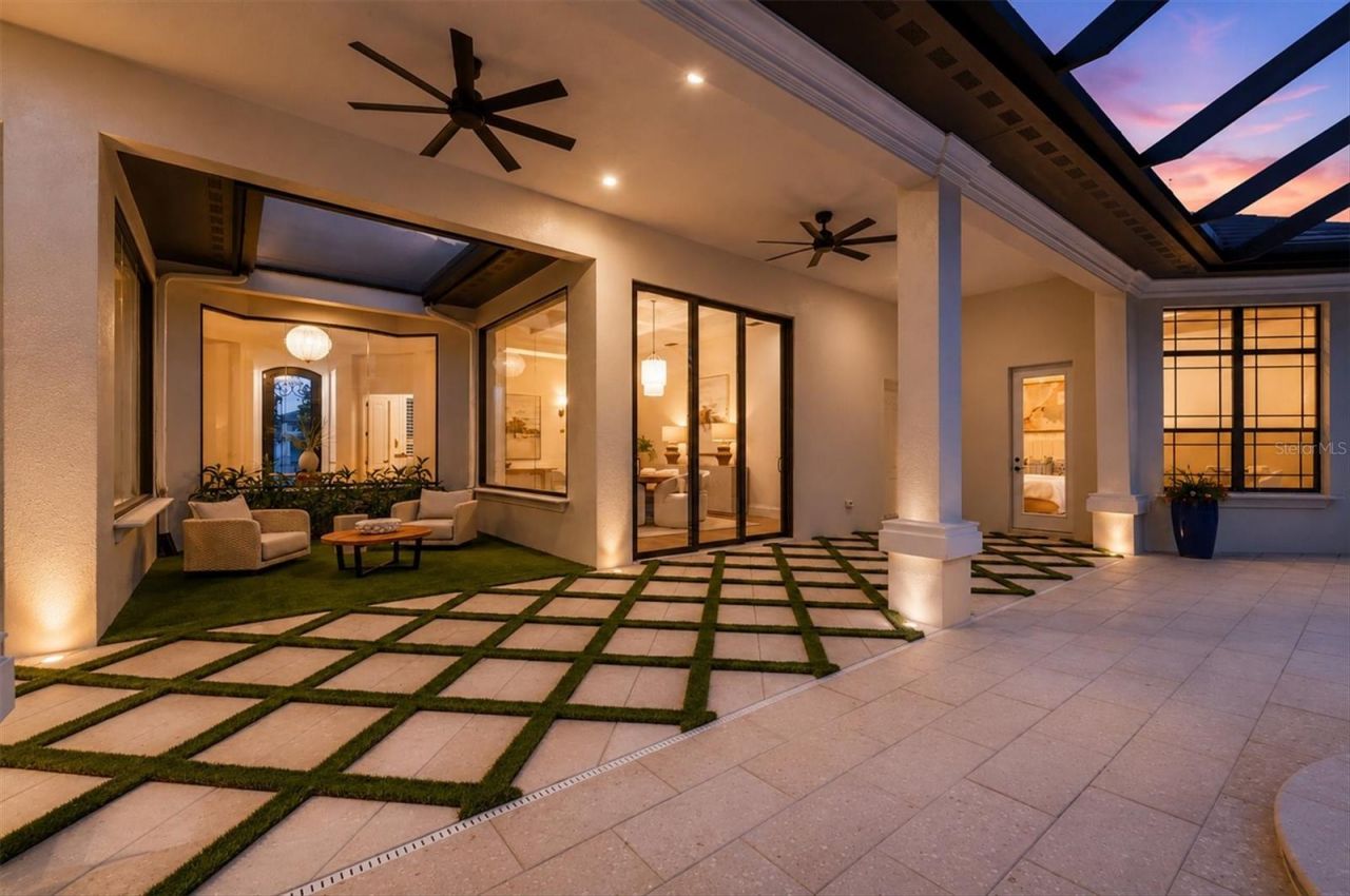 9261 Mcdaniel Lane, Sarasota, FL 34240 Photo