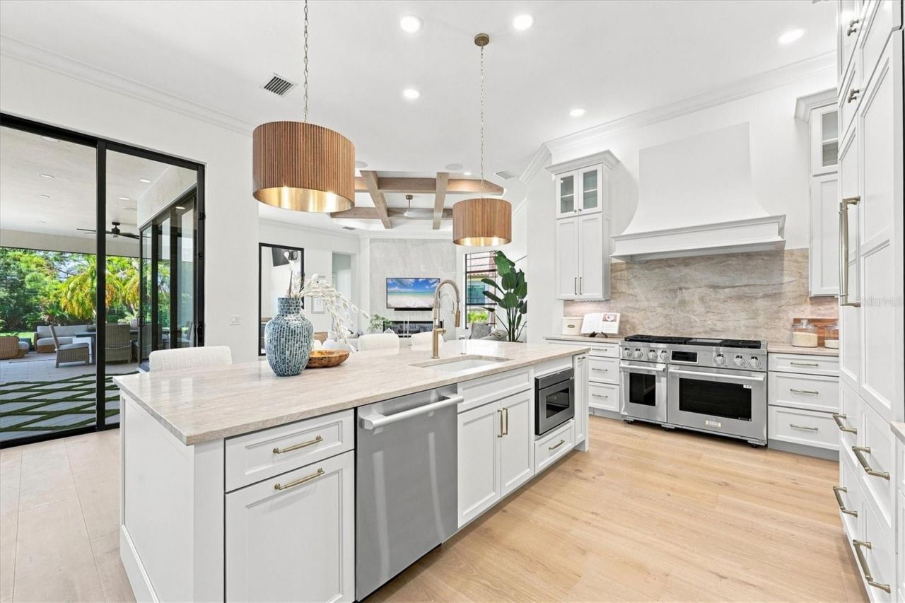 9261 Mcdaniel Lane, Sarasota, FL 34240 Photo