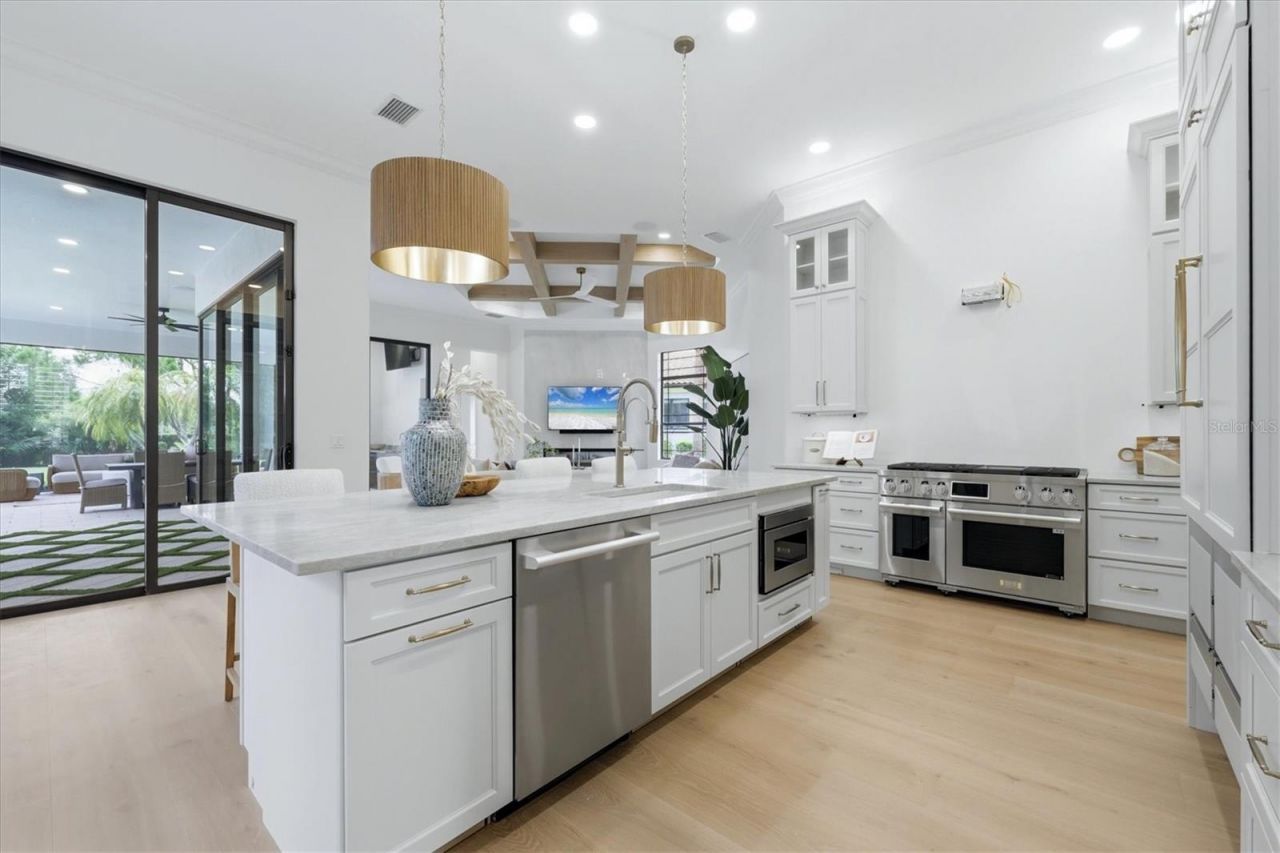 9261 Mcdaniel Lane, Sarasota, FL 34240 Photo
