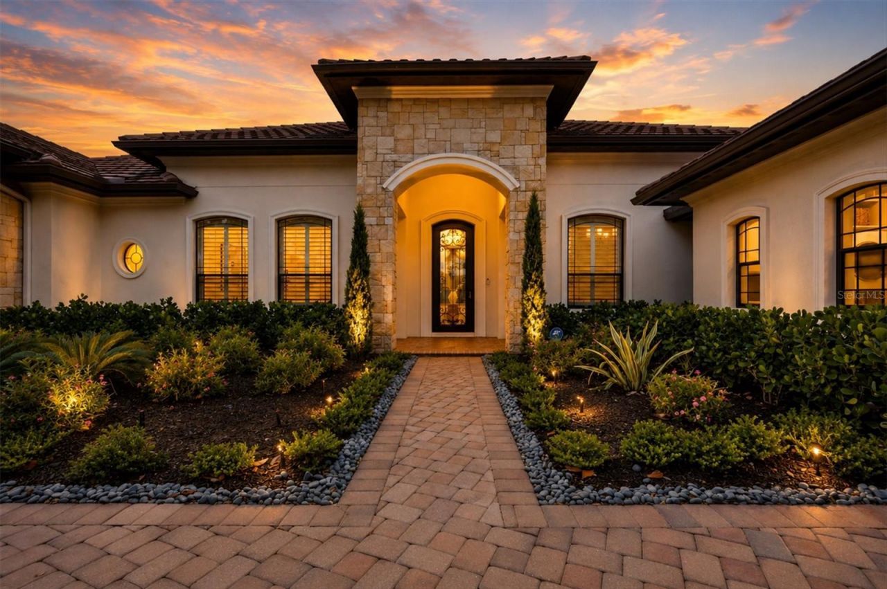 9261 Mcdaniel Lane, Sarasota, FL 34240 Photo