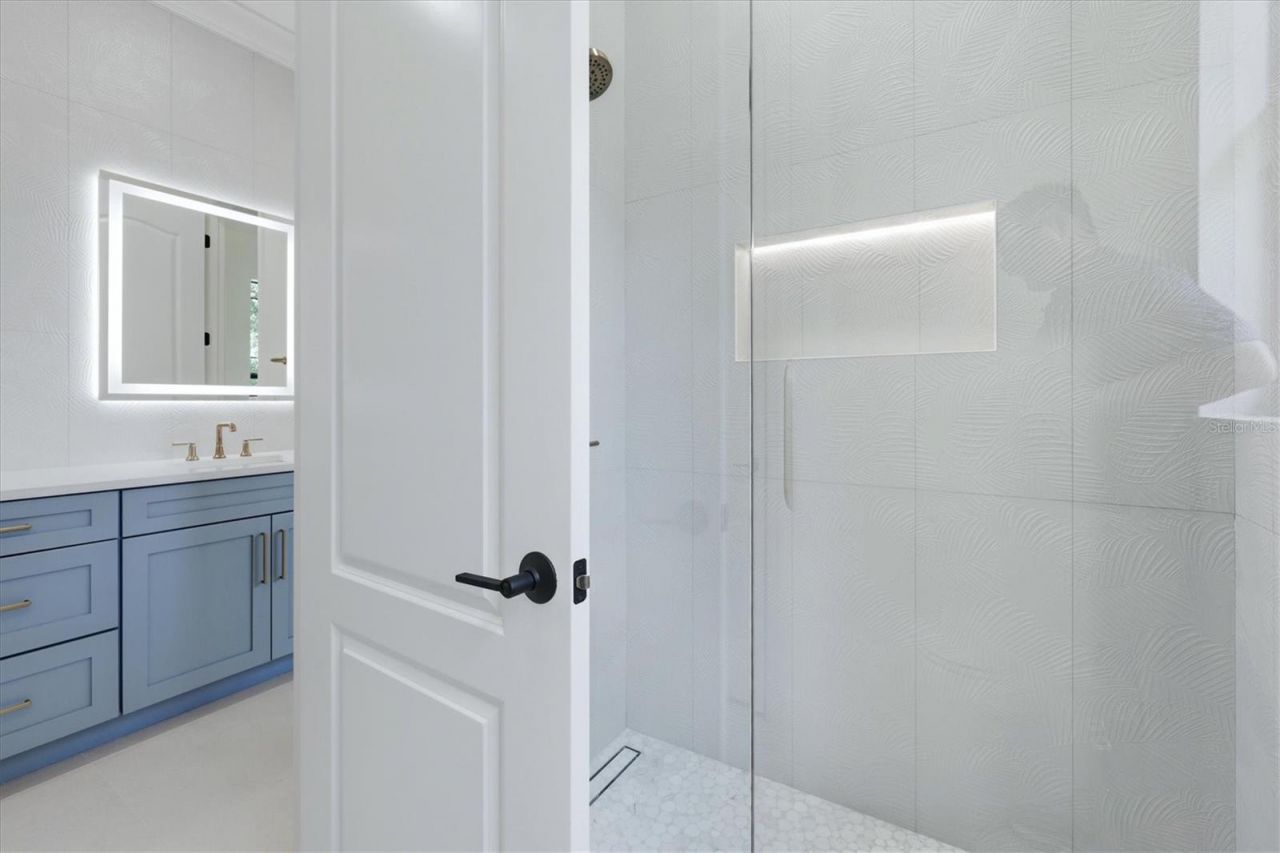 9261 Mcdaniel Lane, Sarasota, FL 34240 Photo