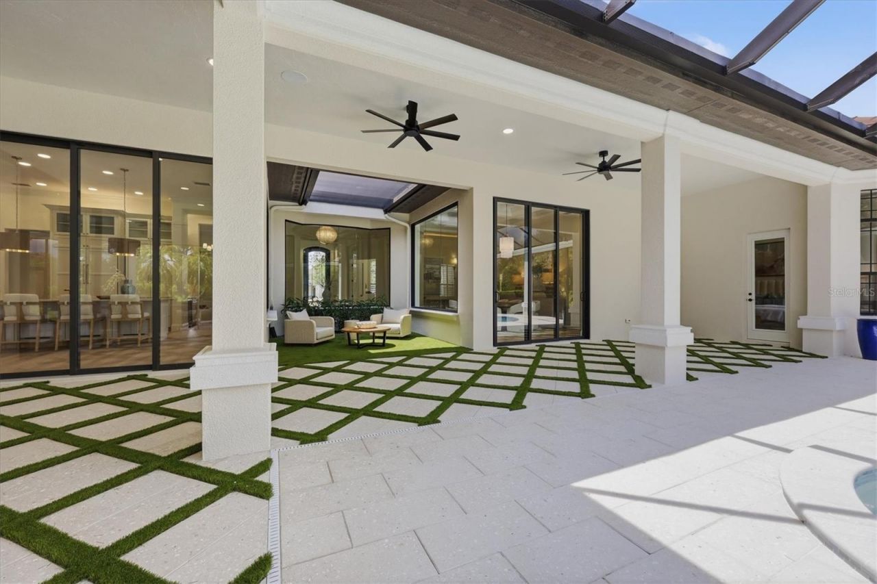 9261 Mcdaniel Lane, Sarasota, FL 34240 Photo