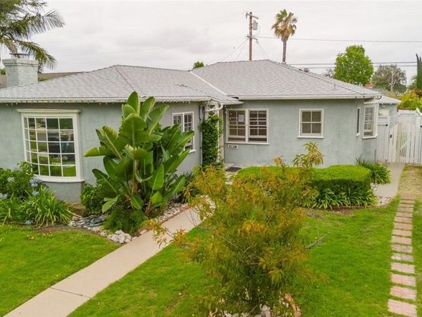 3916 Rose Avenue, Long Beach, CA 90807