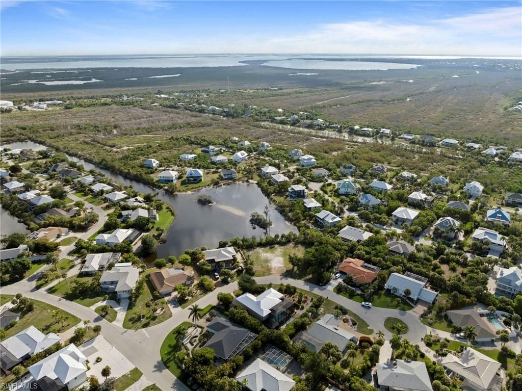 572 Chert Ct , Sanibel, FL 33957 Photo