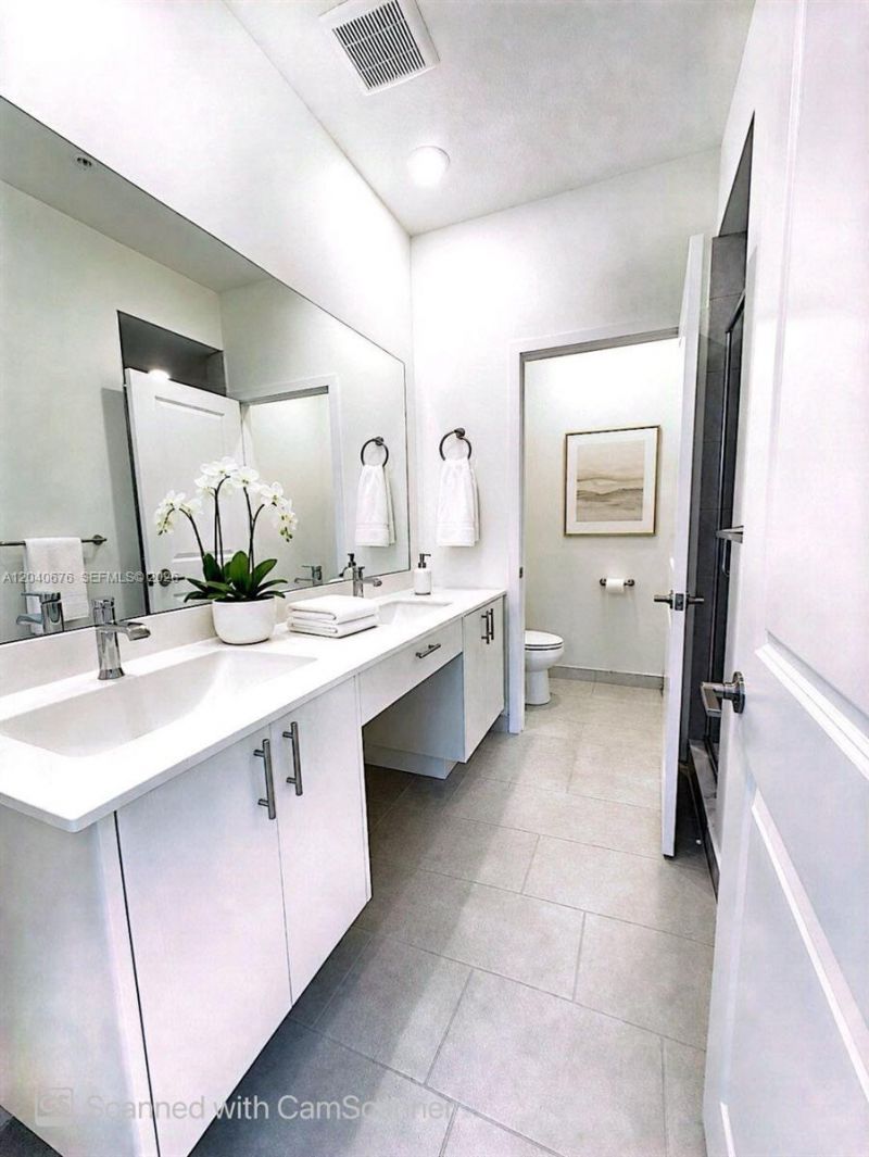 8001 NW 41st St, Unit F-113, Doral, FL 33166 Photo