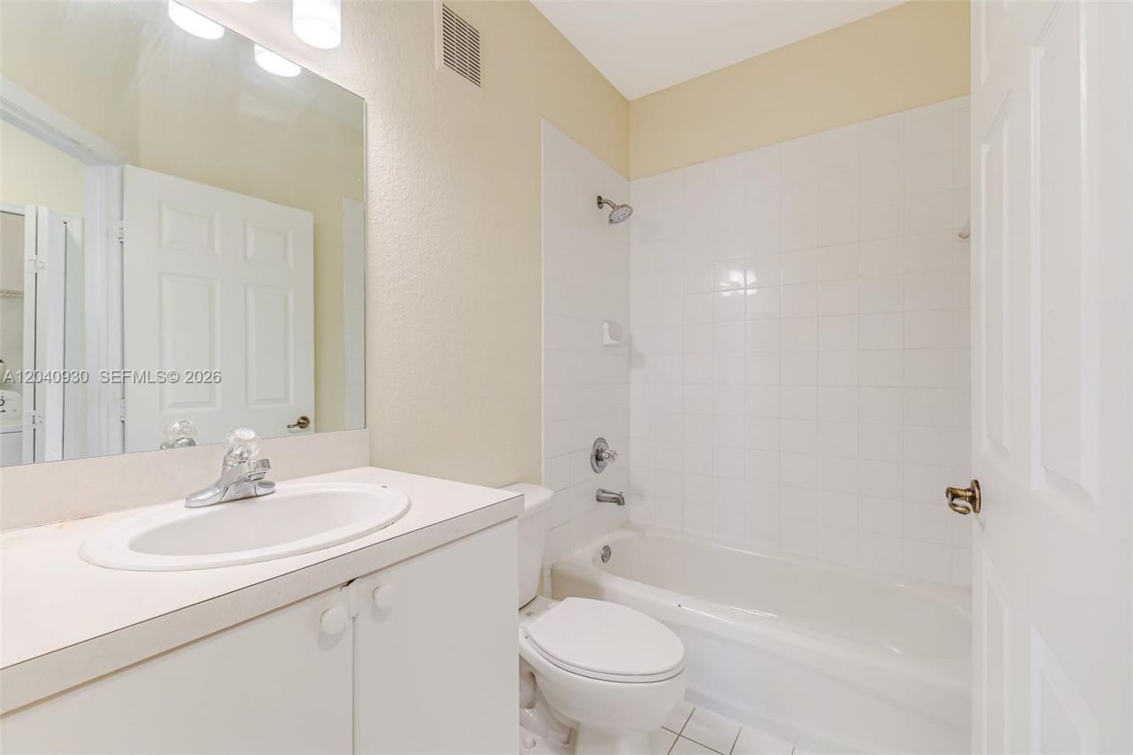 12361 SW 123rd Ter, Miami, FL 33186 Photo