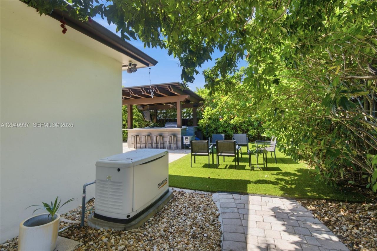 11700 NW 14th St , Pembroke Pines, FL 33026 Photo